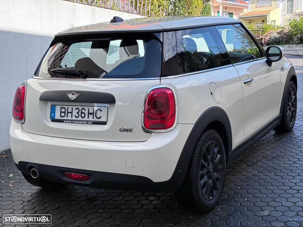 MINI 3 Portas One - 20