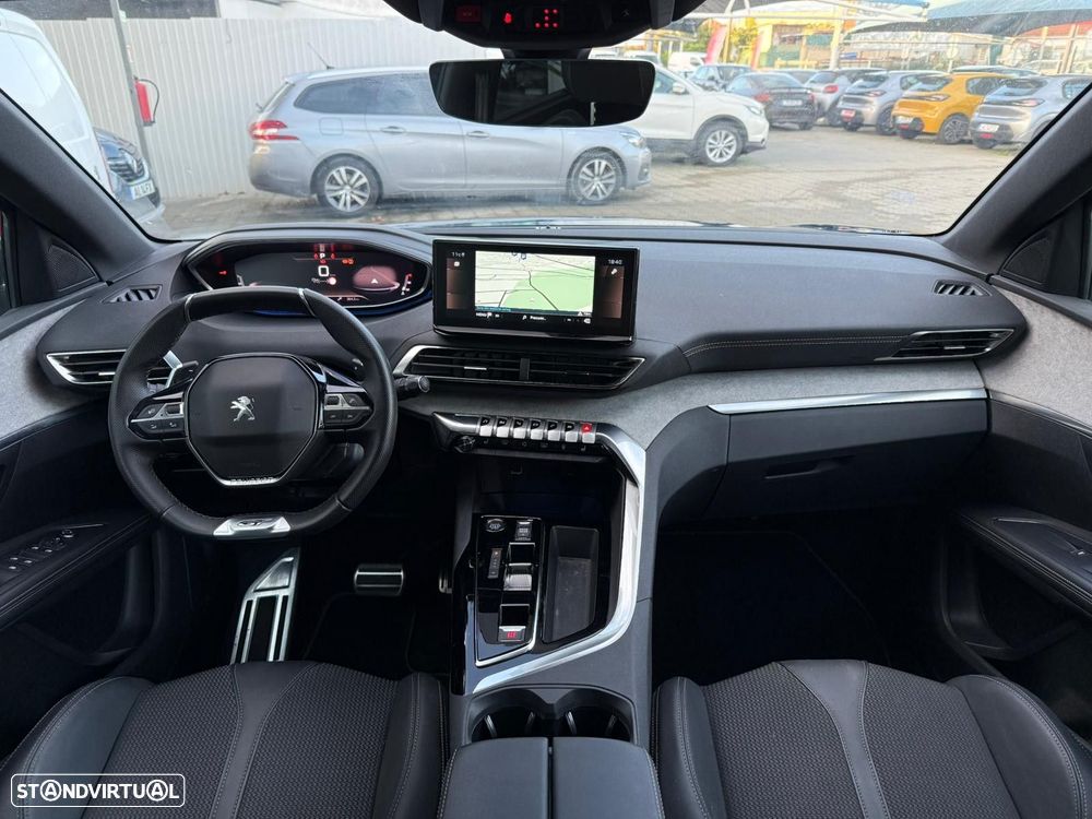Peugeot 5008 1.2 PureTech GT EAT8 - 11