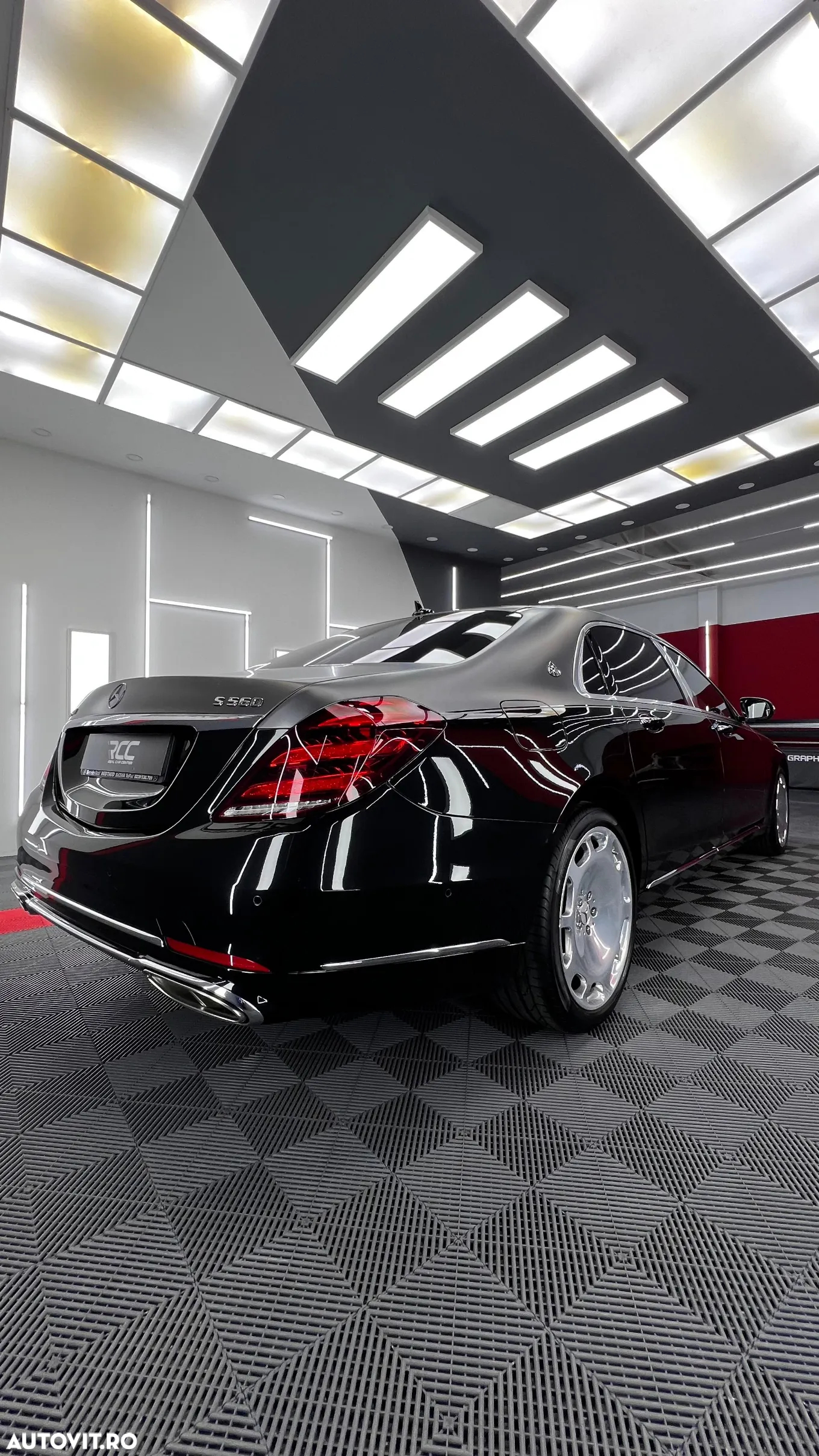 Mercedes-Benz S Maybach 560 4Matic 9G-TRONIC - 9
