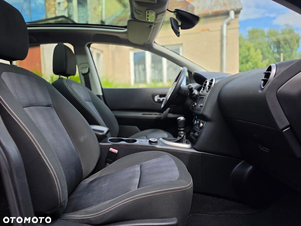 Nissan Qashqai+2 - 24