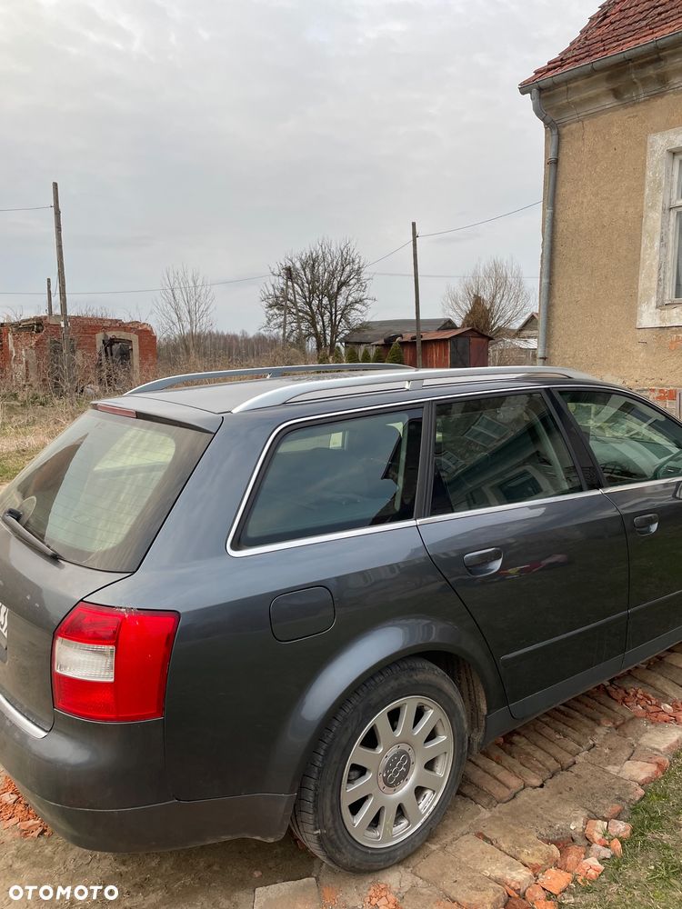 Audi A4 Avant - 8