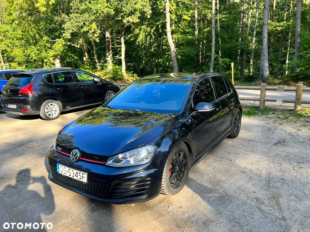 Volkswagen Golf 2.0 TSI BMT GTI DSG - 3