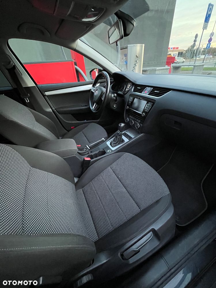 Skoda Octavia 2.0 TDI Ambition DSG - 10