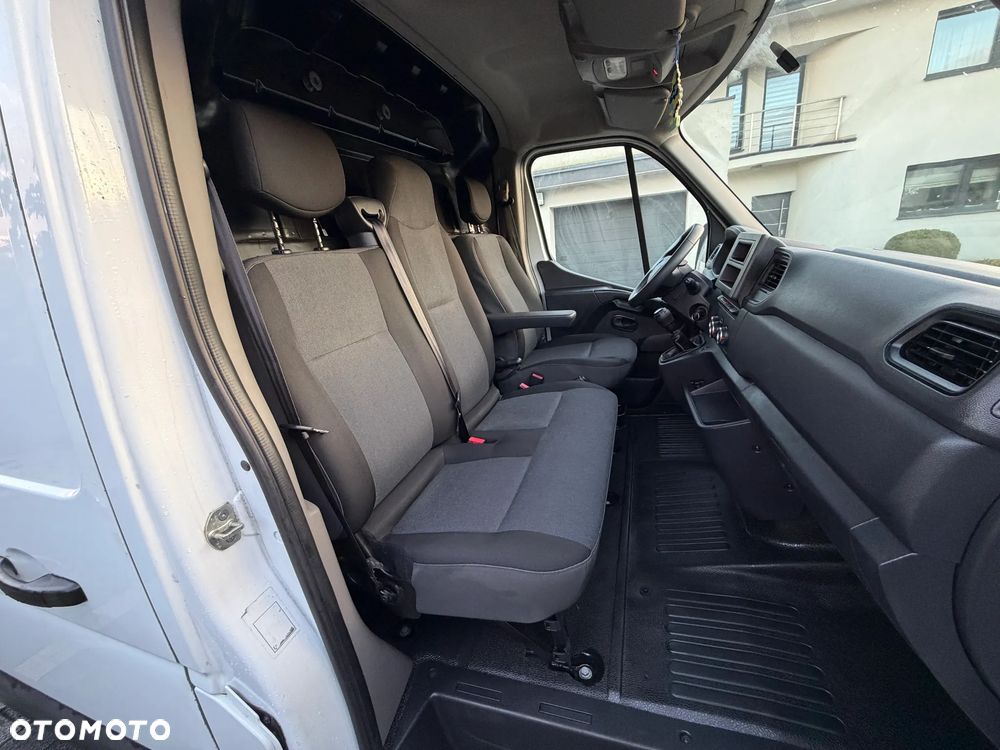 Renault Trafic - 14