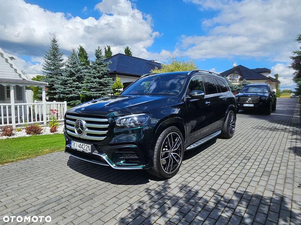 Mercedes-Benz GLS - 12