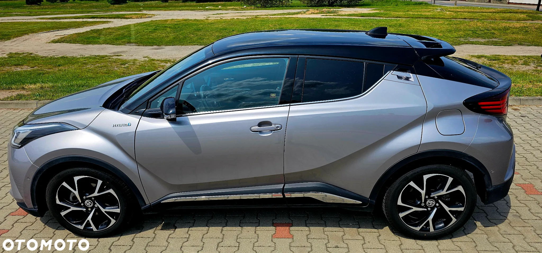 Toyota C-HR 2.0 Hybrid Black Edition - 9