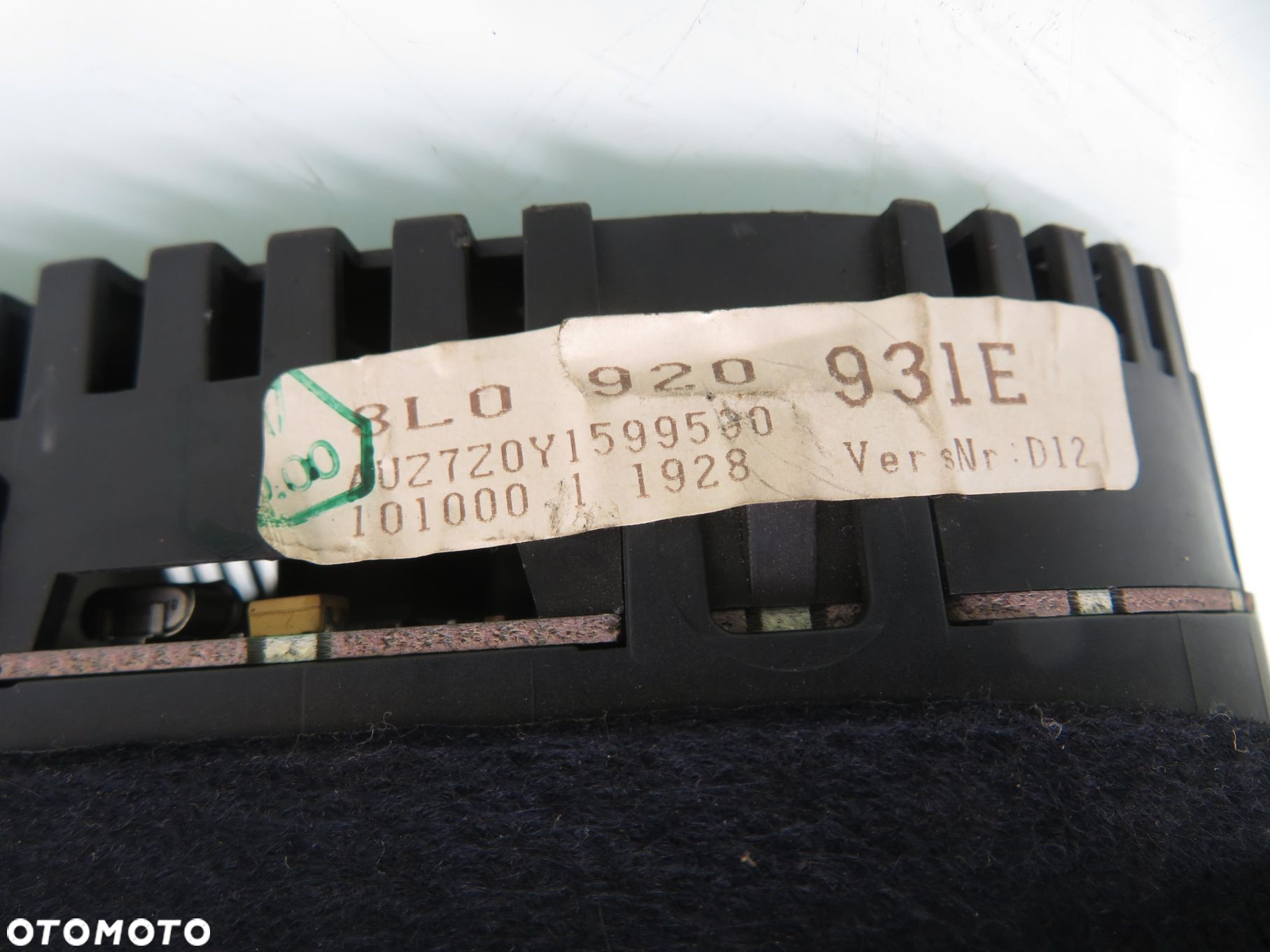 LICZNIK AUDI A3 8L1 1.9 TDI 8L0920931E 110008945023 - 2
