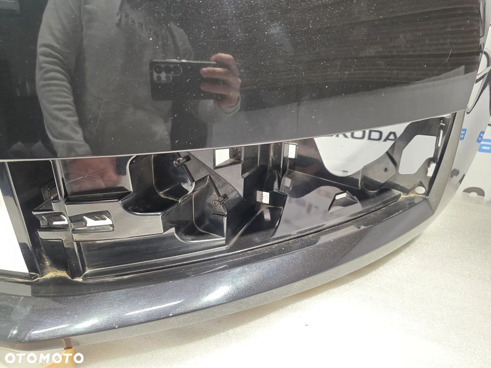 SKODA Octavia III LIFT 16- ZDERZAK PRZEDNI PRZÓD NA SPRYSKI I BEZ PDC KOLOR CZARNY METALIK NR 5E0807221N NR AUKCIJ NZ2060 - 19