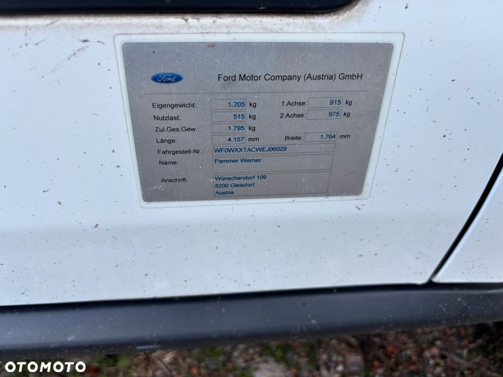 Ford Transit Courier - 15