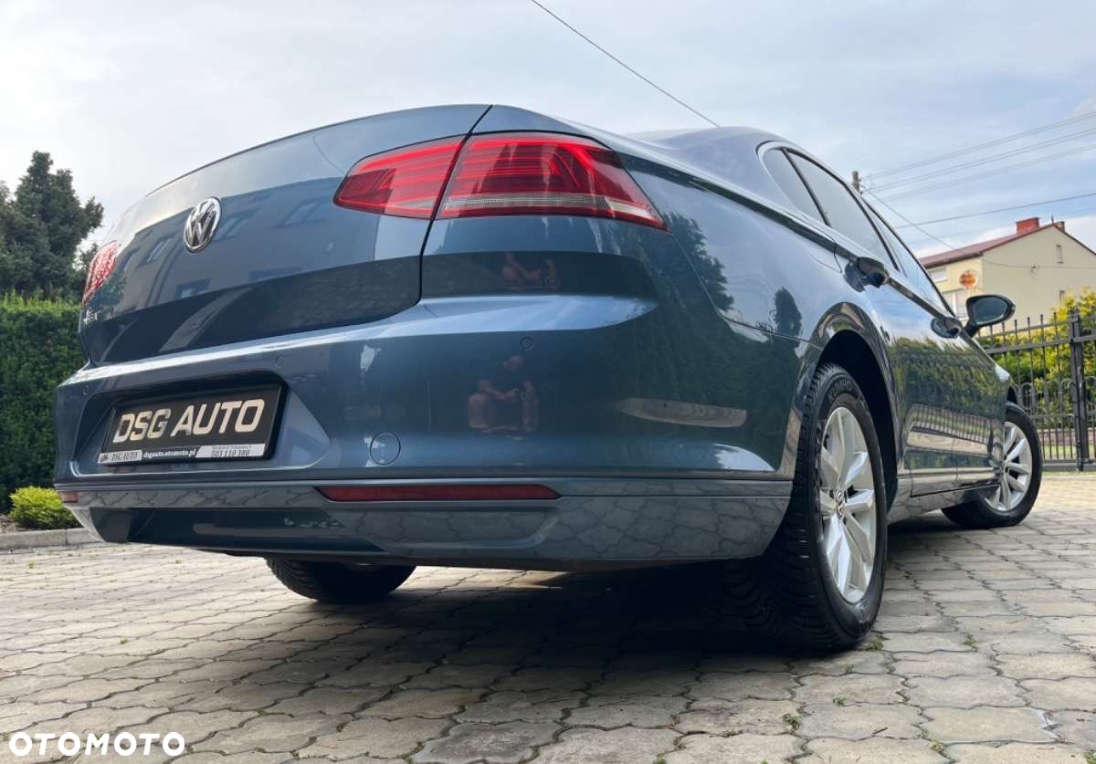 Volkswagen Passat - 6