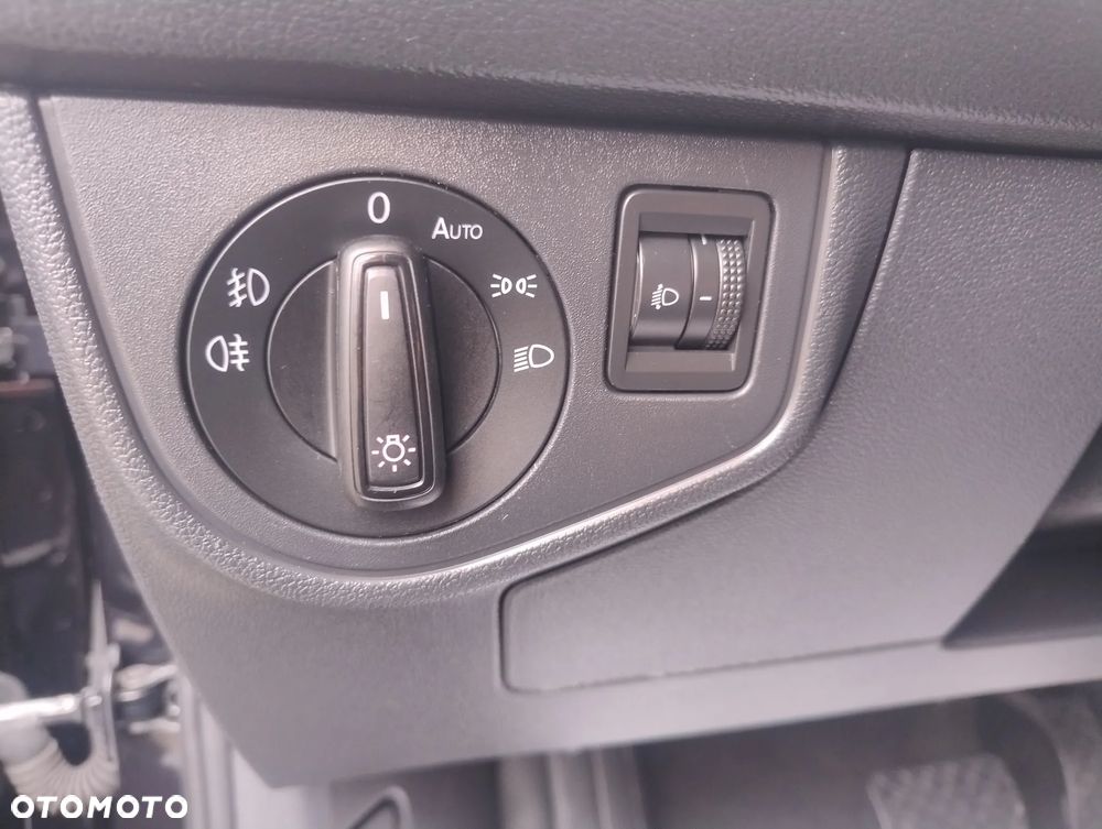 Volkswagen Polo 1.0 TSI Highline DSG - 29