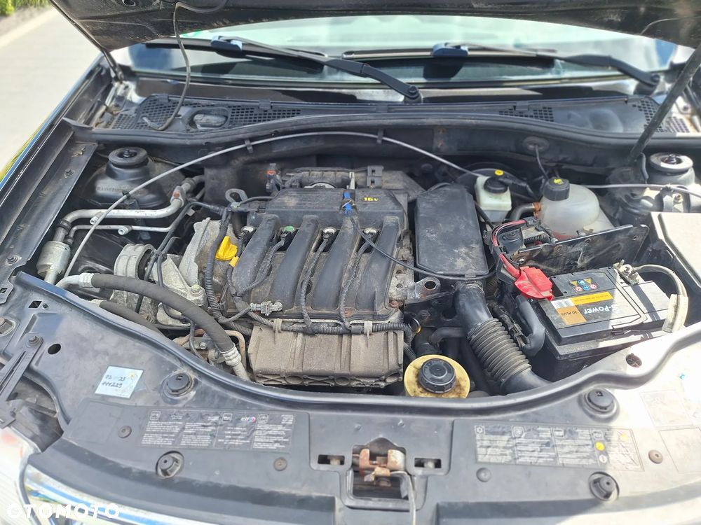 Dacia Duster 1.6 16V 4x2 Prestige - 20