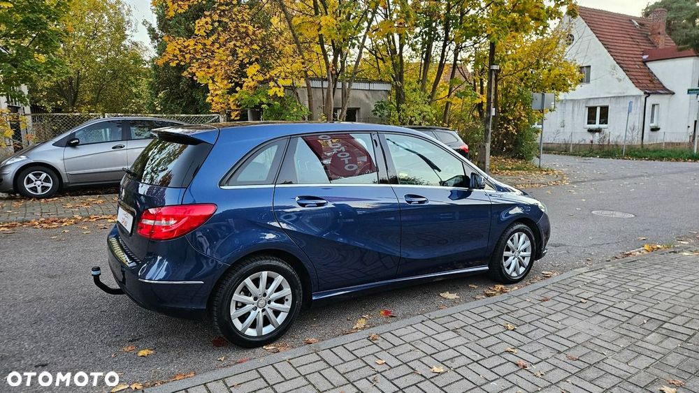 Mercedes-Benz Klasa B 180 BlueEFFICIENCY Edition Style - 7
