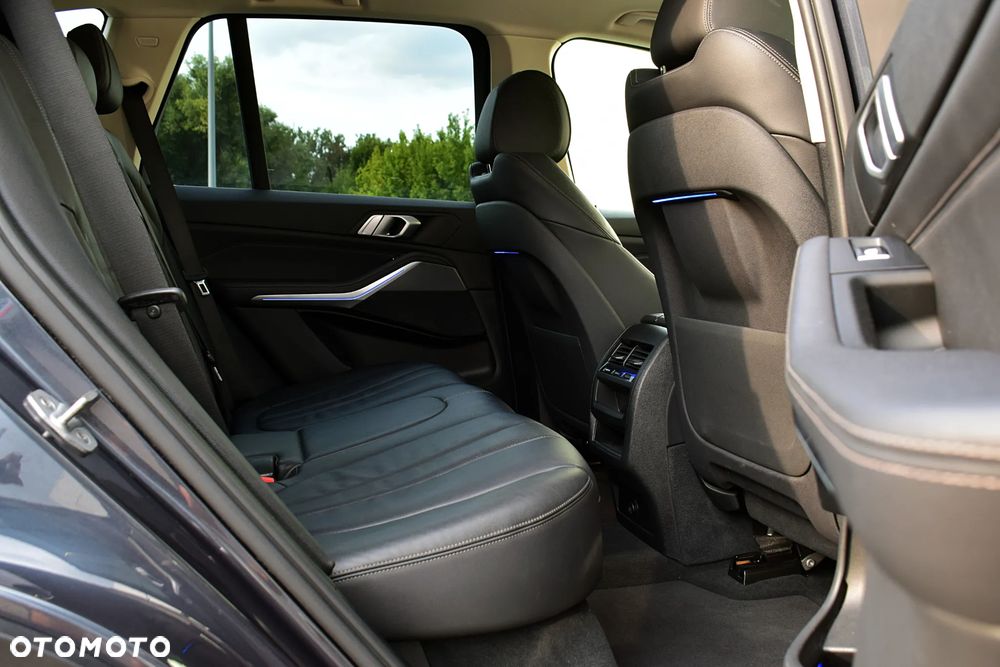 BMW X5 xDrive30d - 7