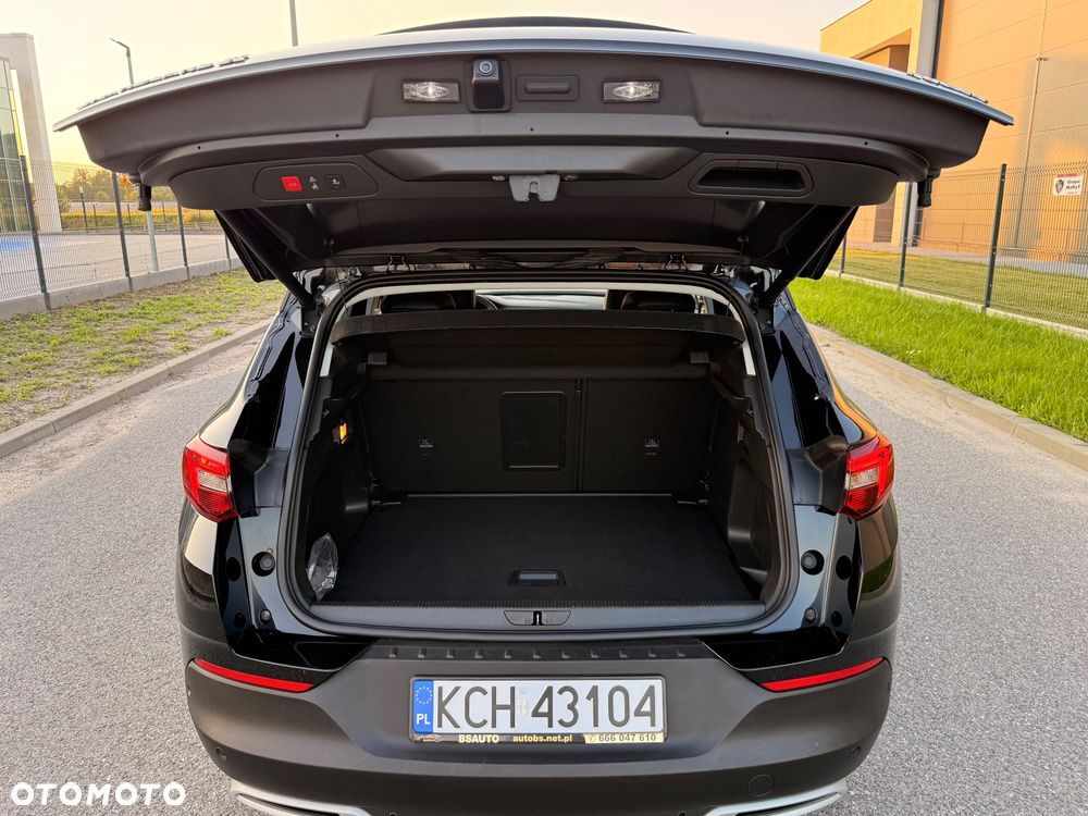 Opel Grandland X 1.6 T Ultimate S&S - 39