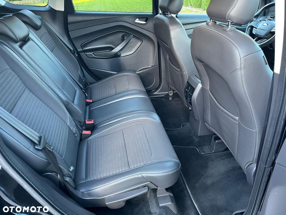 Ford Kuga 1.5 EcoBoost 2x4 Titanium - 7