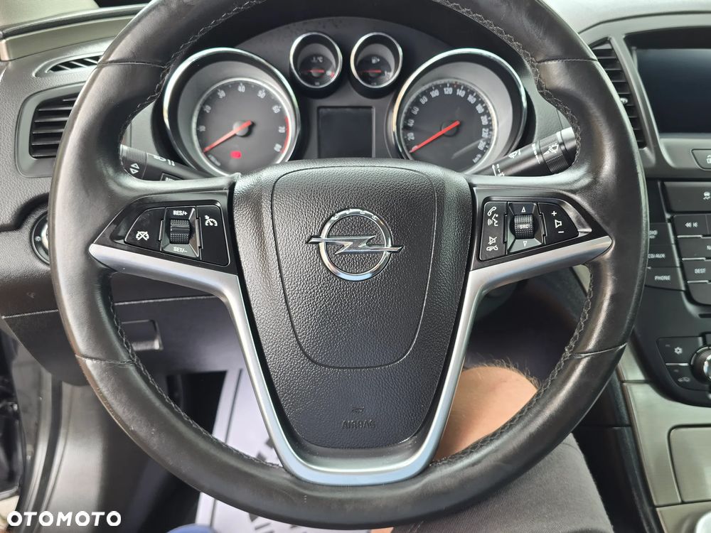 Opel Insignia 1.4 T Cosmo S&S - 30