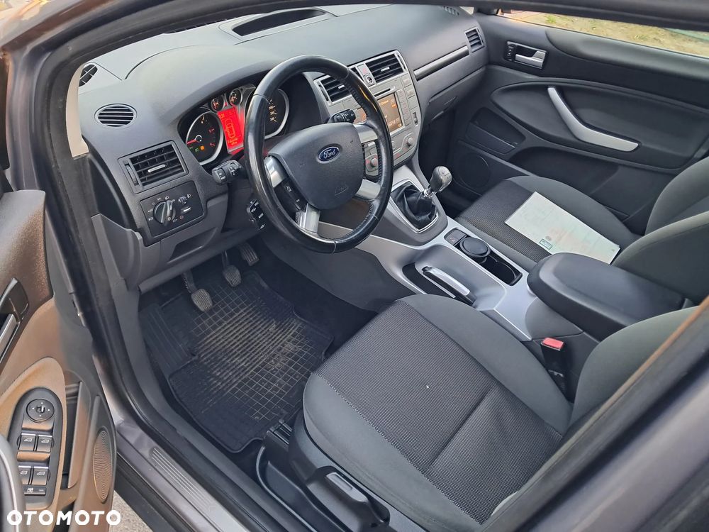 Ford Kuga 2.0 TDCi 4WD Trend - 5