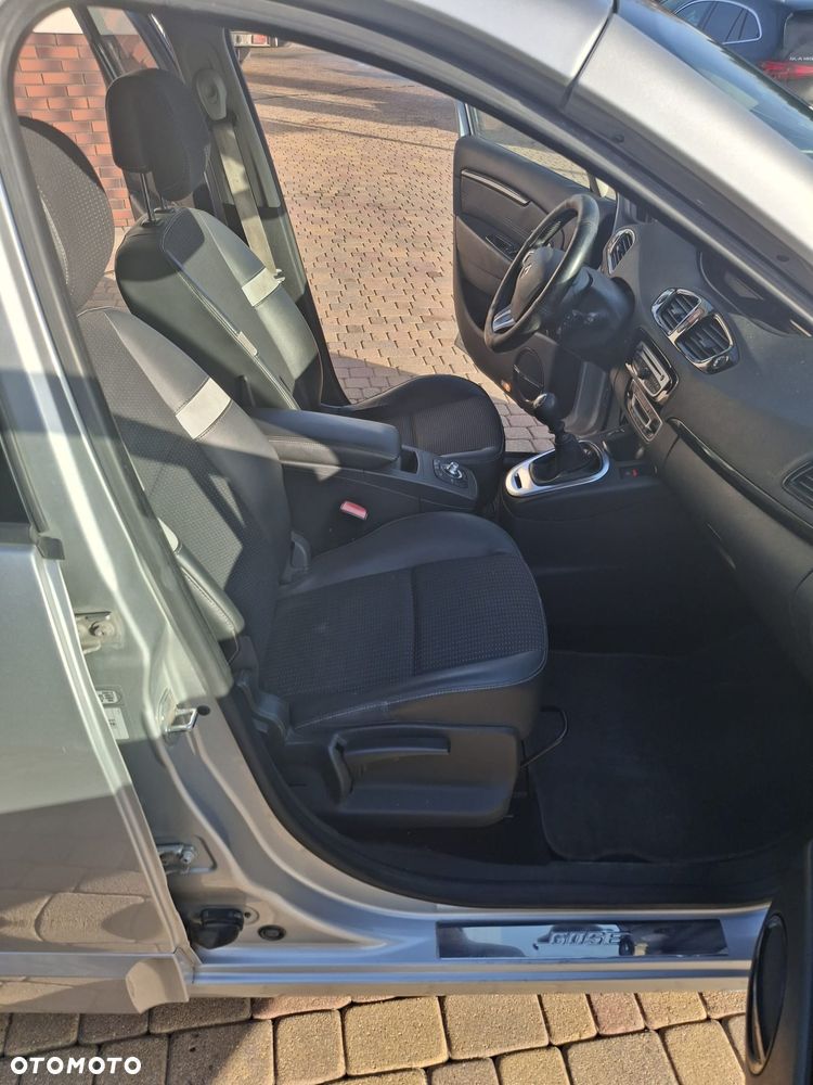 Renault Scenic - 15