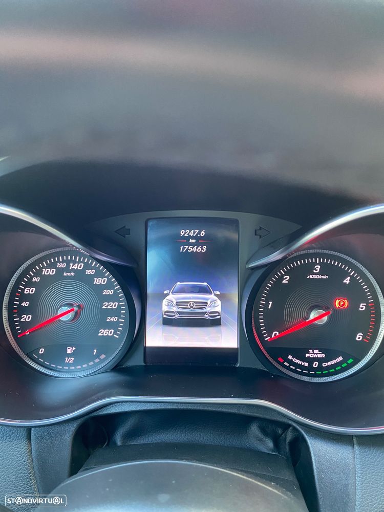 Mercedes-Benz C 300 h Avantgarde - 25