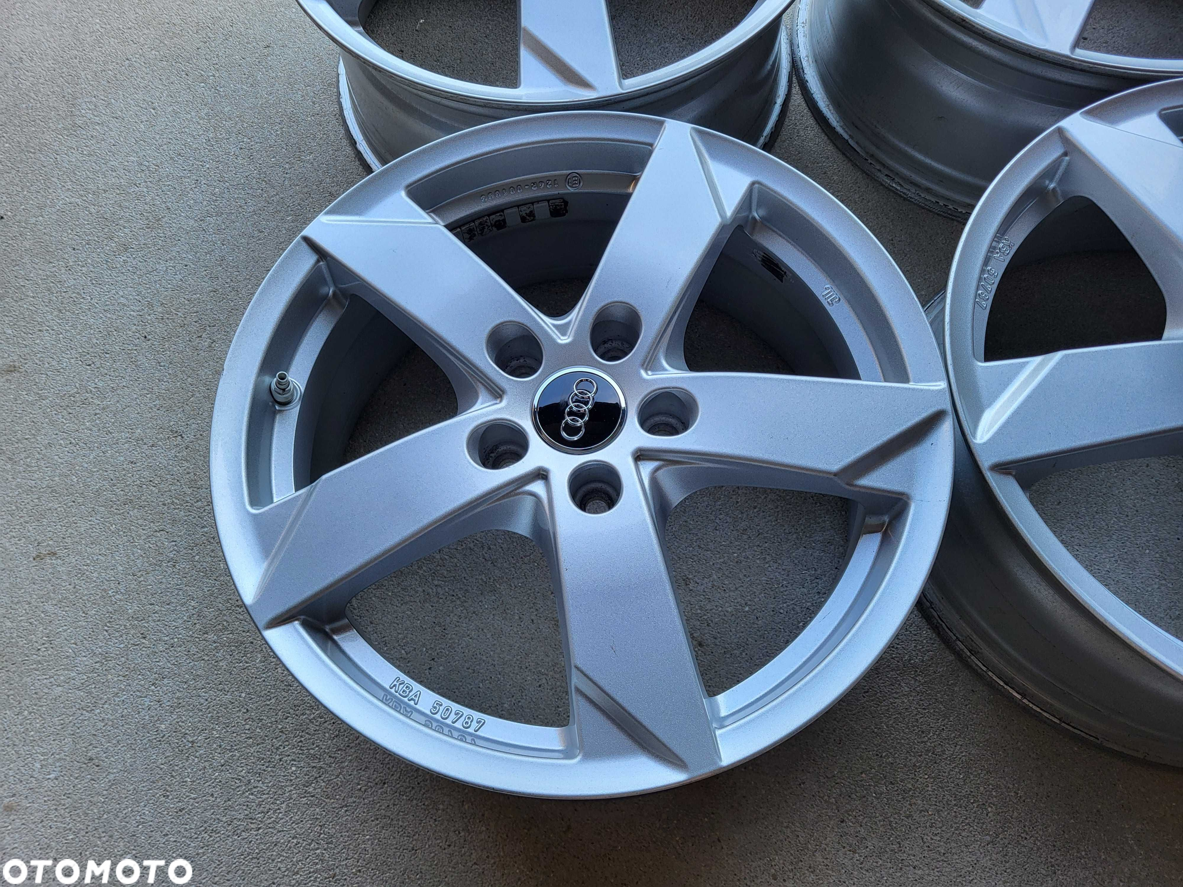 [781] Felgi aluminiowe 17 Cali 5x112 ET45 Audi A3 A4 - 6