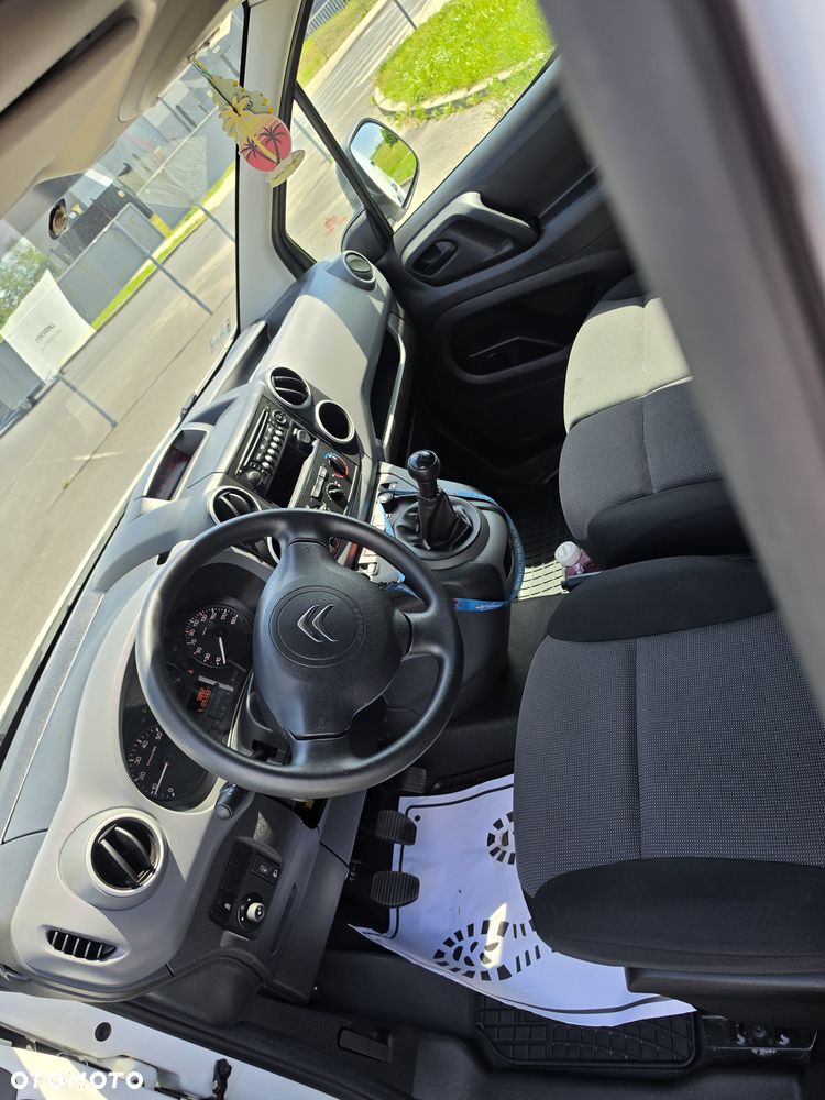 Citroën BERLINGO - 11