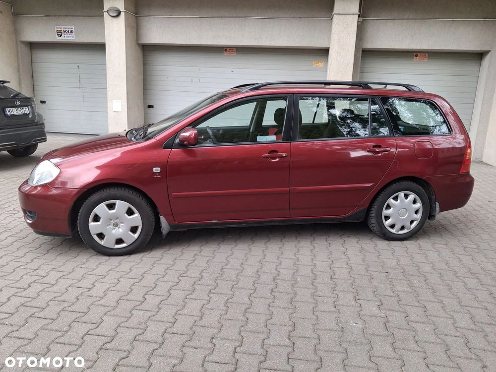 Toyota Corolla 1.6 VVT-i Terra Polaris - 2