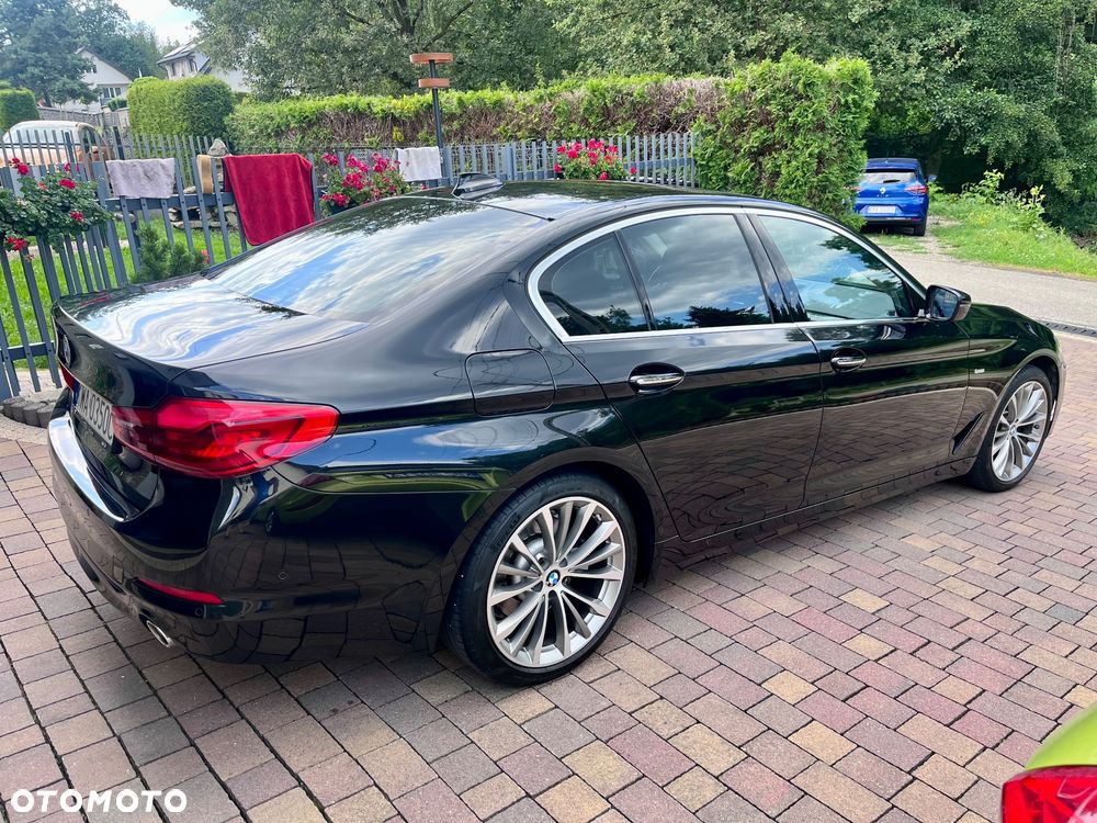 BMW Seria 5 520d xDrive Luxury Line - 7