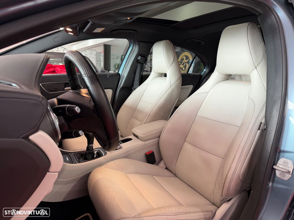 Mercedes-Benz A 180 CDI AMG Line - 17