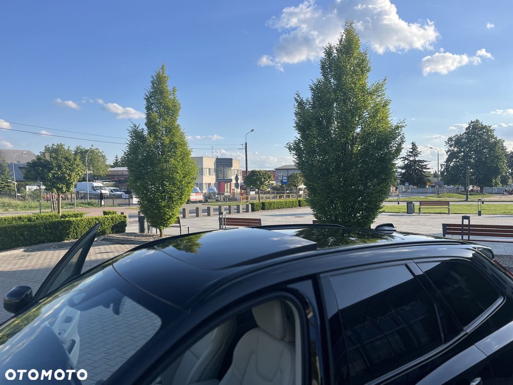 Volvo XC 60 B5 B AWD Ultimate Dark - 9