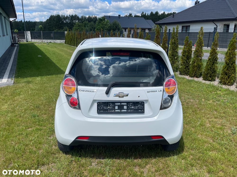 Chevrolet Spark 1.0 LS A/C - 4