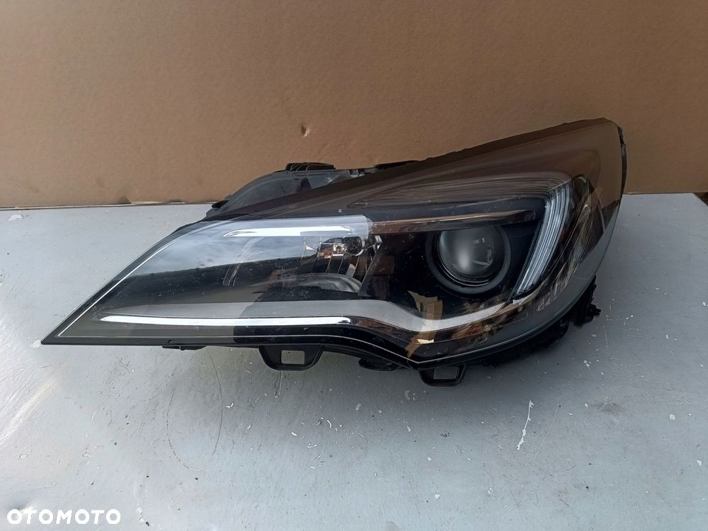 opel astra k v 15r- lampa lewy przód - 1