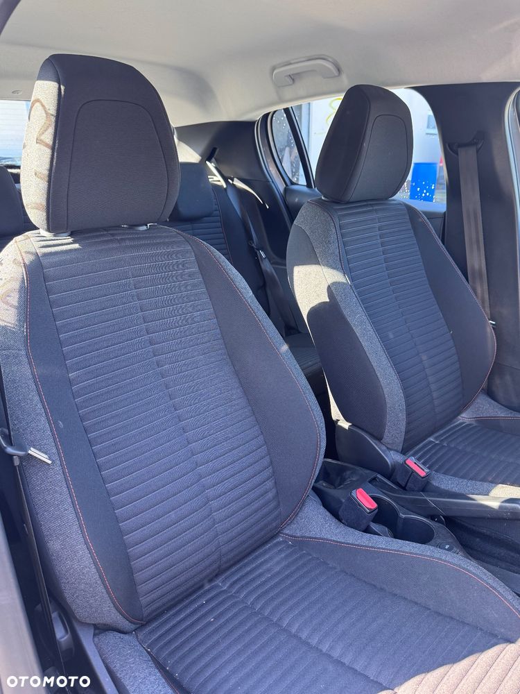 Peugeot 208 PureTech 100 Active - 17