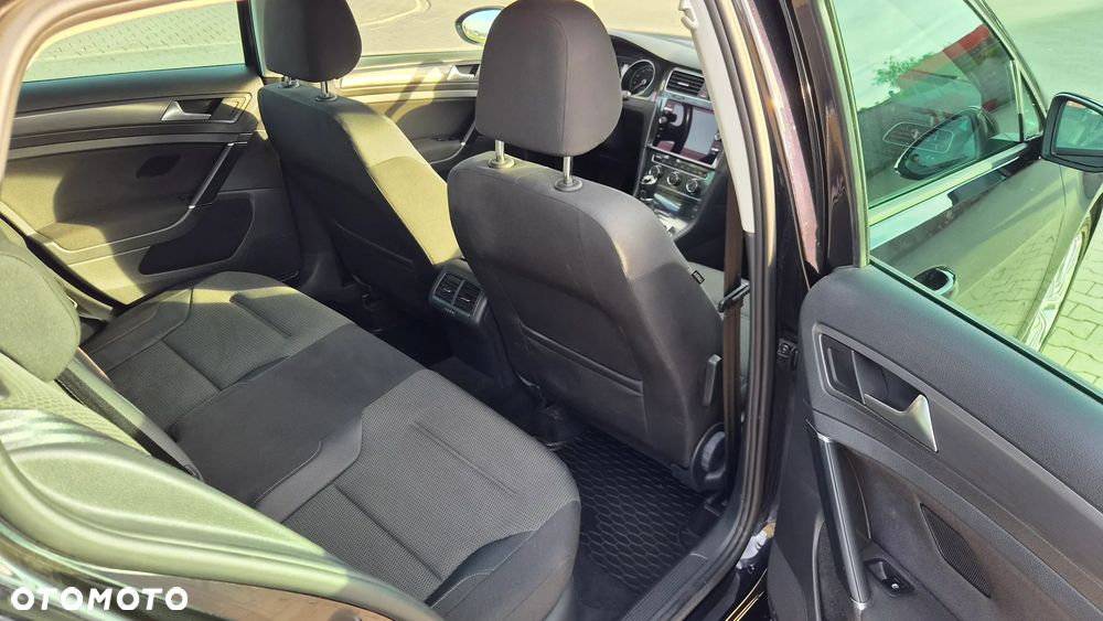 Volkswagen Golf 1.4 TSI BMT Comfortline - 18