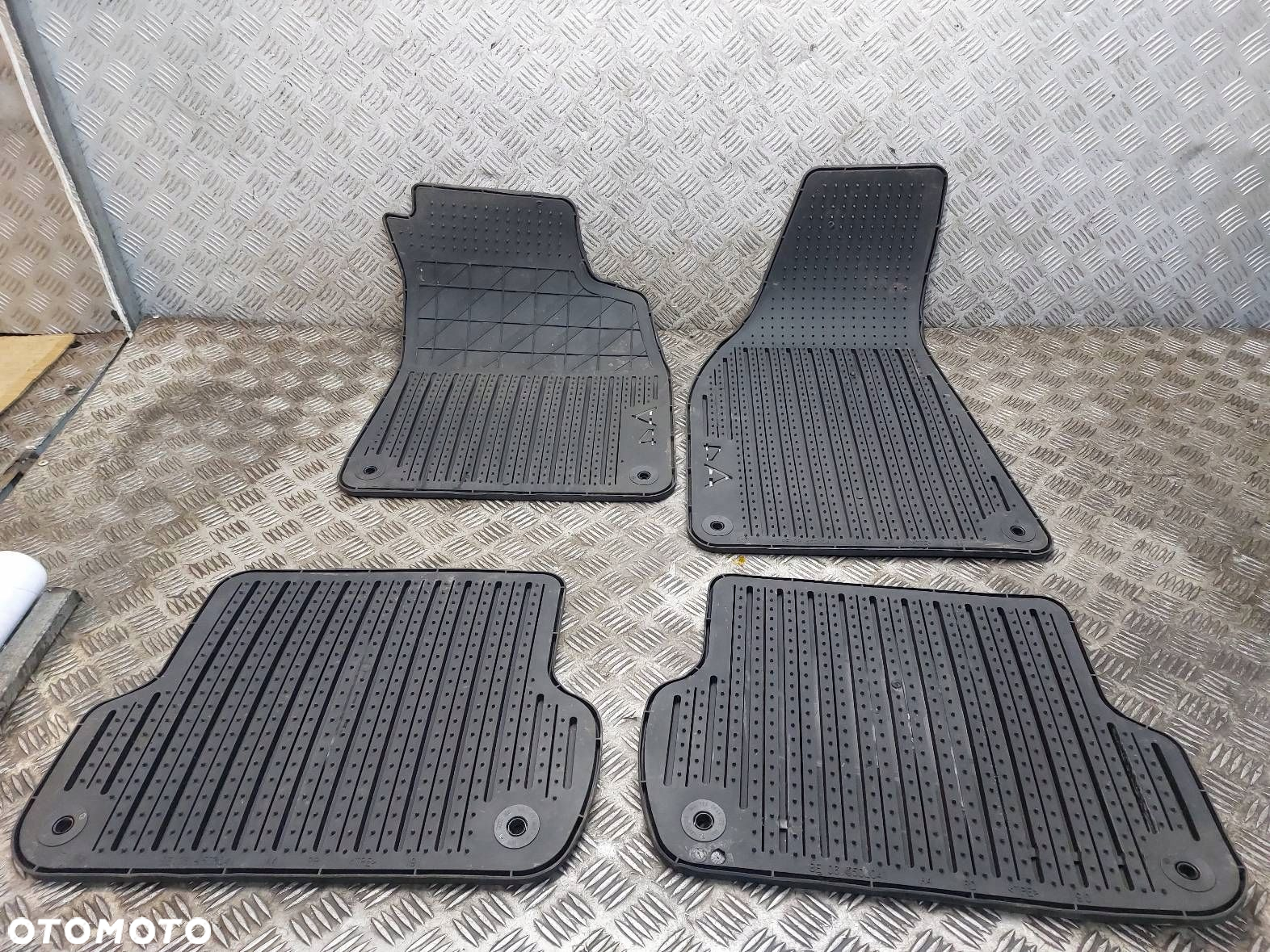 DYWANIK DYWANIKI WYCIERACZKI KOMPLET AUDI A4 B7 KOMBI 8E1061450 - 6