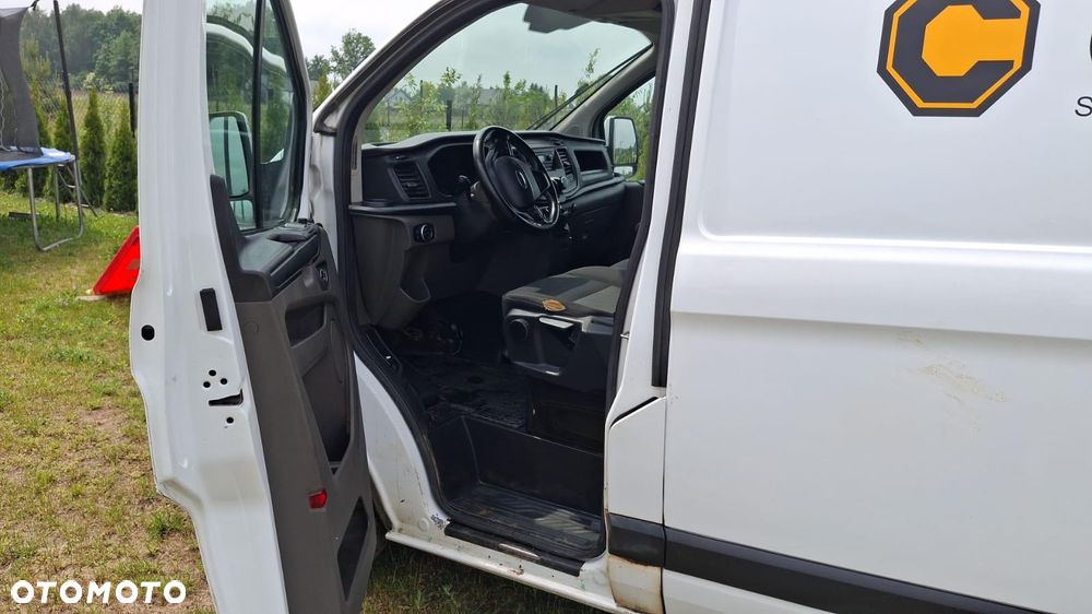 Ford Transit Custom - 8