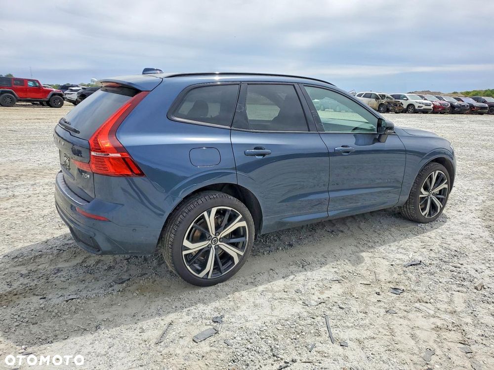 Volvo XC 60 - 4