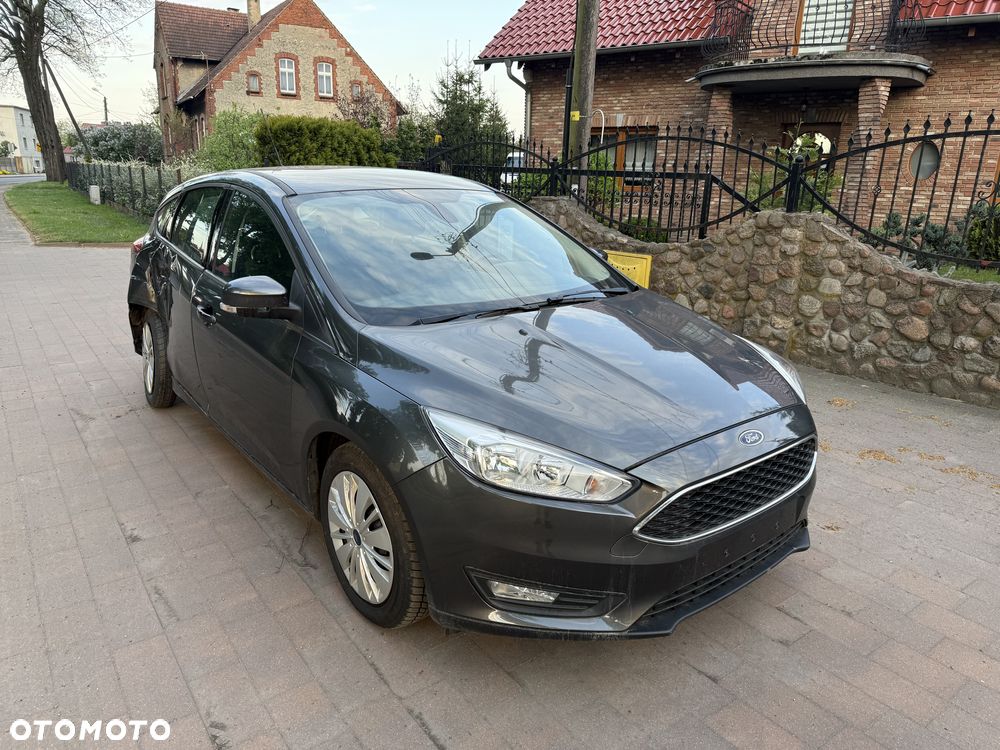Ford Focus 1.0 EcoBoost Active - 10
