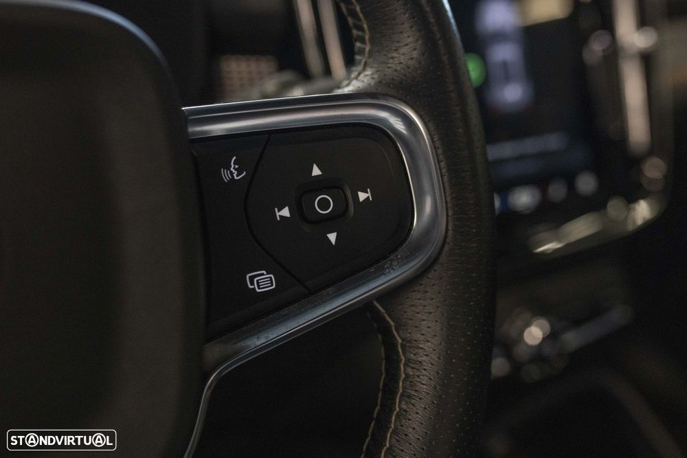 Volvo XC 40 P8 AWD Recharge RDesign - 38