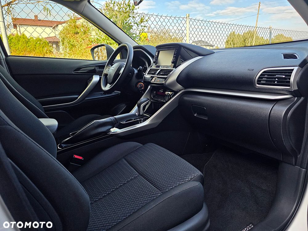 Mitsubishi Eclipse Cross 1.5 T GPF Invite Plus CVT - 19