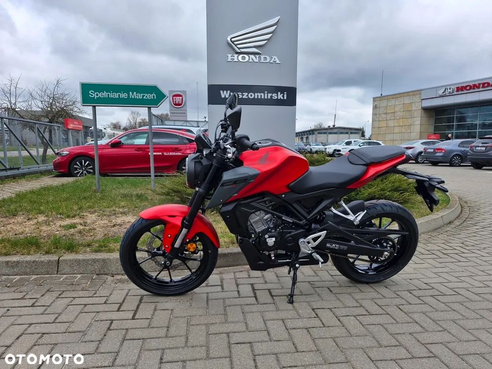 Honda CB - 1