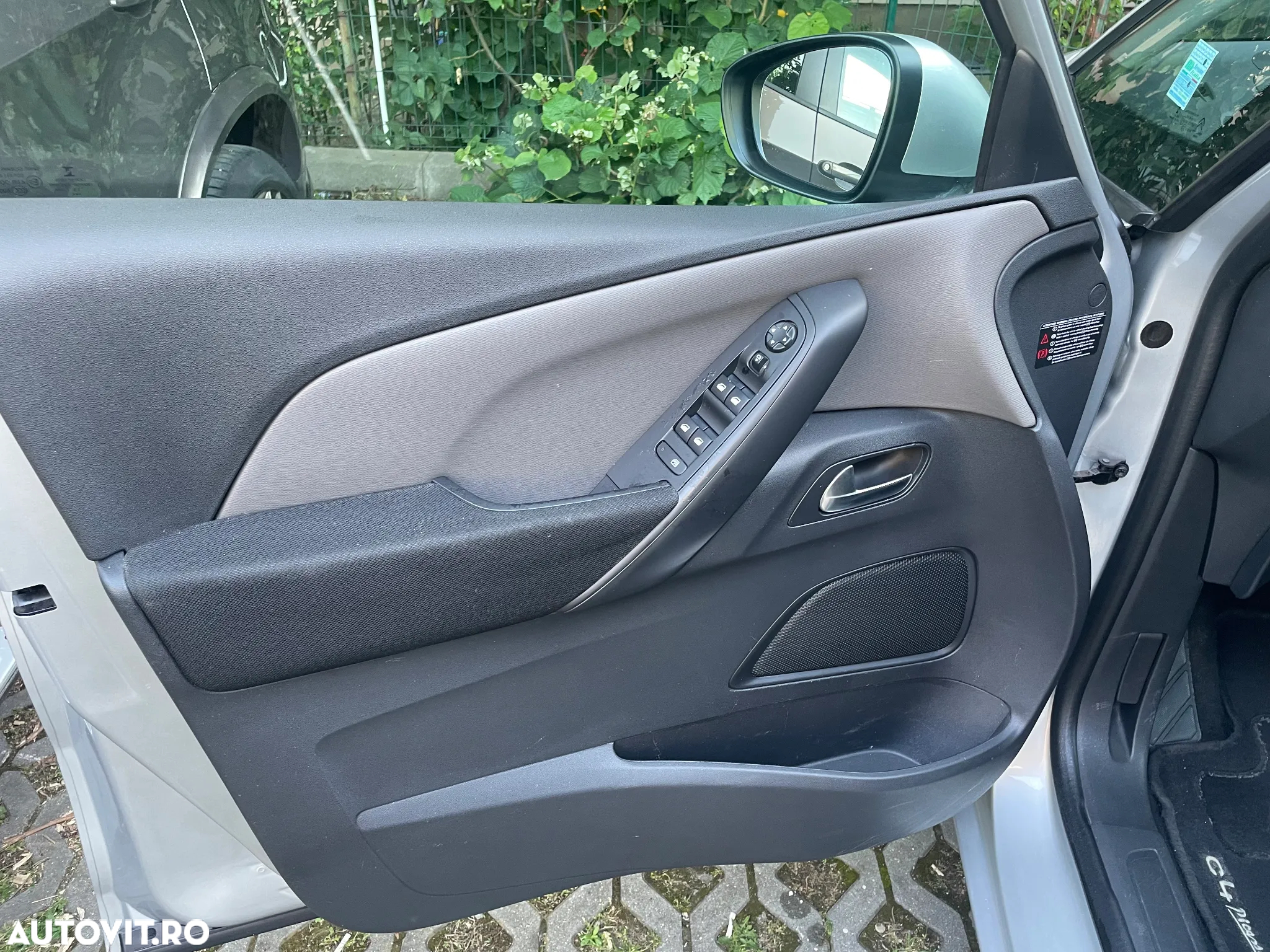 Citroën C4 Grand Picasso 2.0 e-Hdi Aut. Intensive - 19