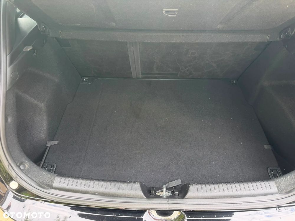 Hyundai i30 1.6 GDI Style - 22