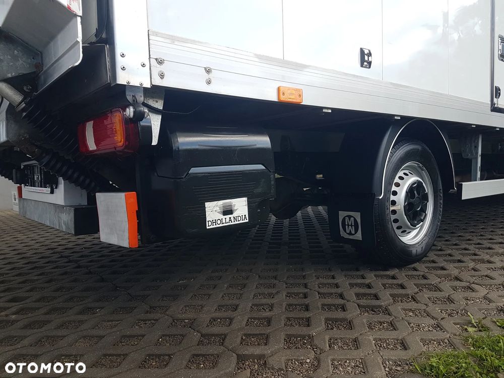 Iveco DAILY WINDA 35S16 8EP KONTENER KLIMA 4,21x2,10x2,23 KRAJOWY 3,0-160KM MANUAL 6-BIEGÓW - 24