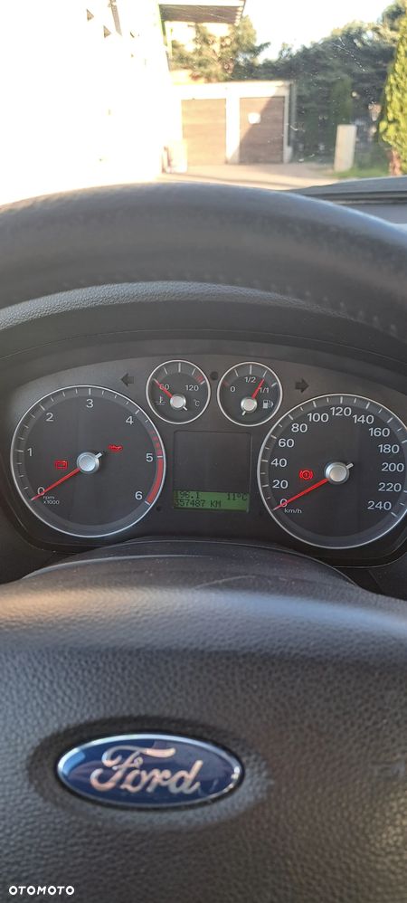 Ford Focus C-Max 1.8 TDCi Ghia - 4