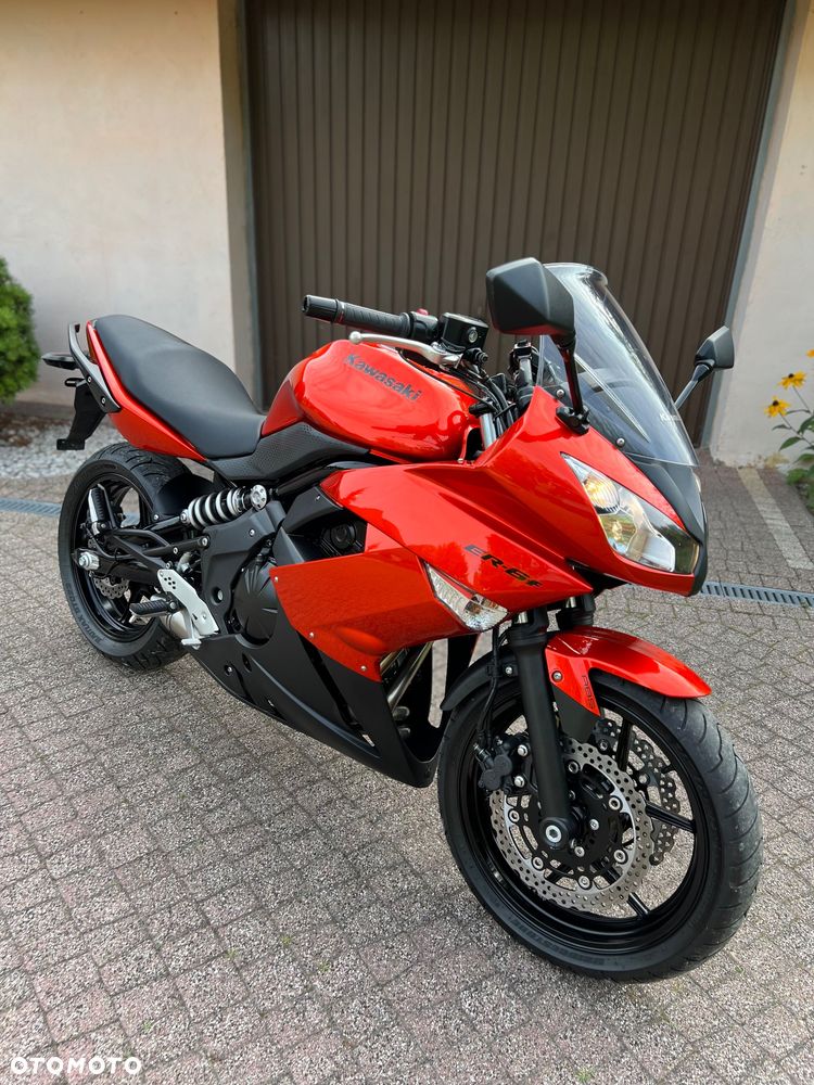 Kawasaki ER - 28
