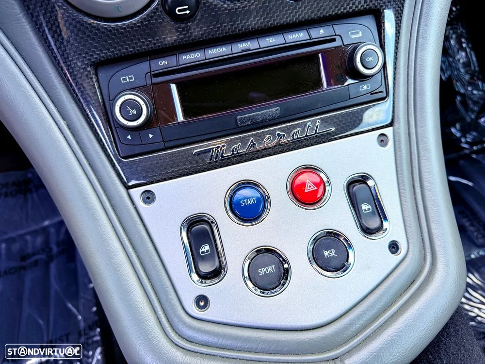 Maserati Gransport 4.2 V8 - 15