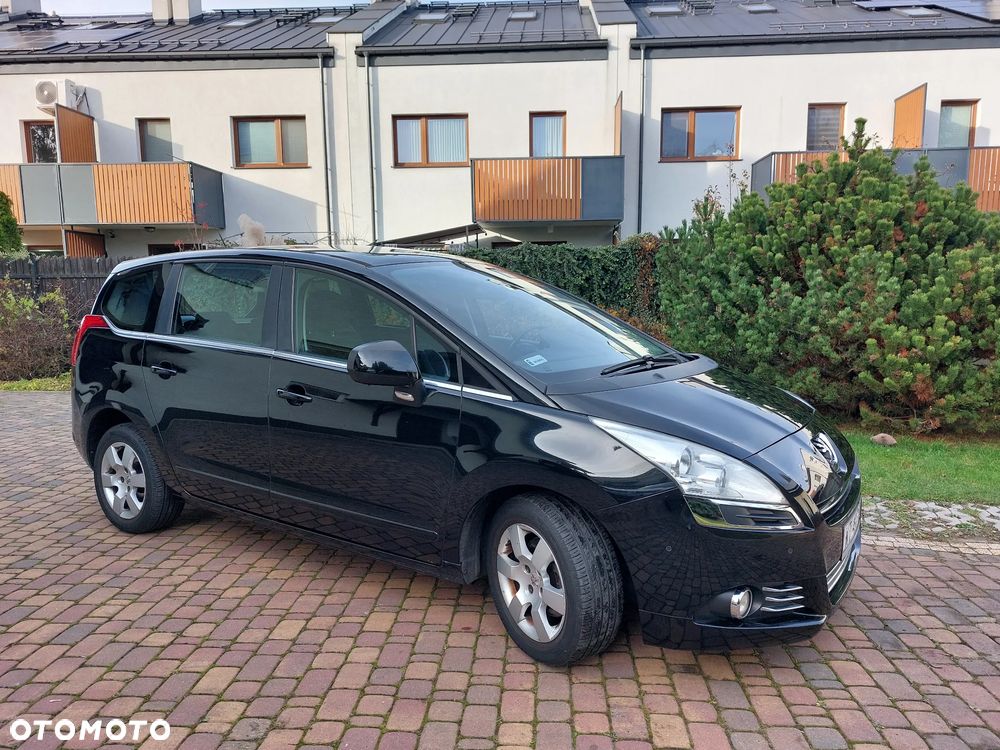 Peugeot 5008 - 9