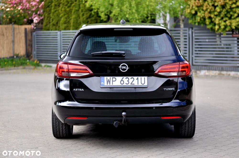 Opel Astra 1.4 T Dynamic S&S - 10