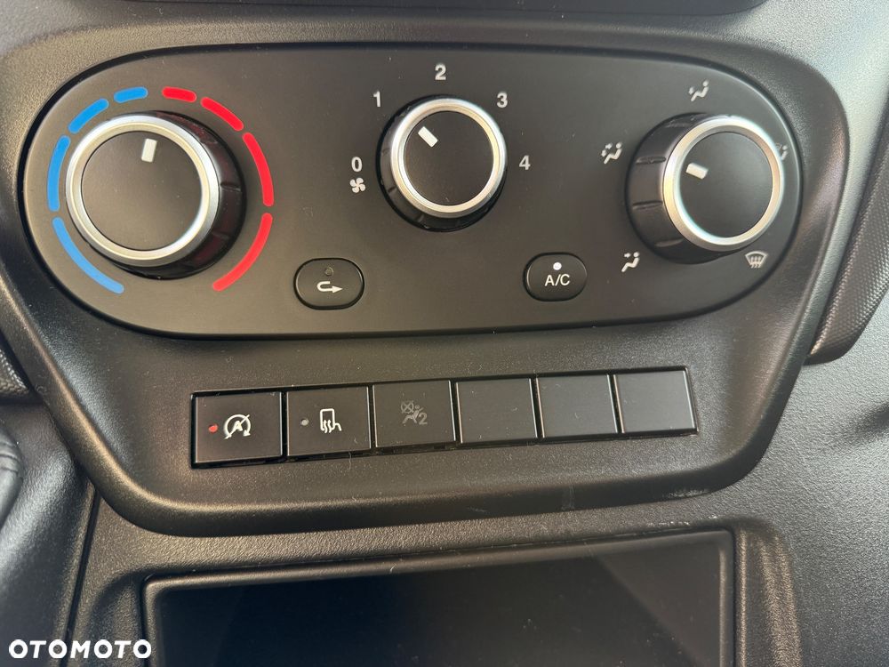 Iveco DAILY 35C16/Najnowszy model/Bliźniak/Kontener z windą/Klima/Kamera/Asystenci jazdy/Virtual Cockpit/Serwis IVECO/ - 19